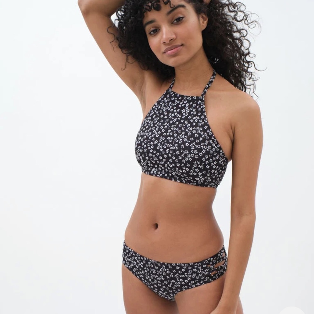 Aeropostale black & white floral halter tops and strappy swim bottom size small